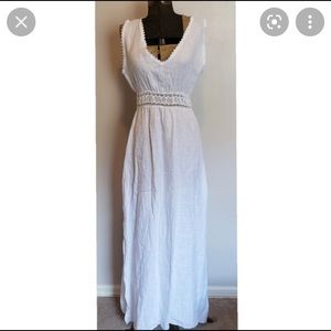 Beautiful white linen dress.